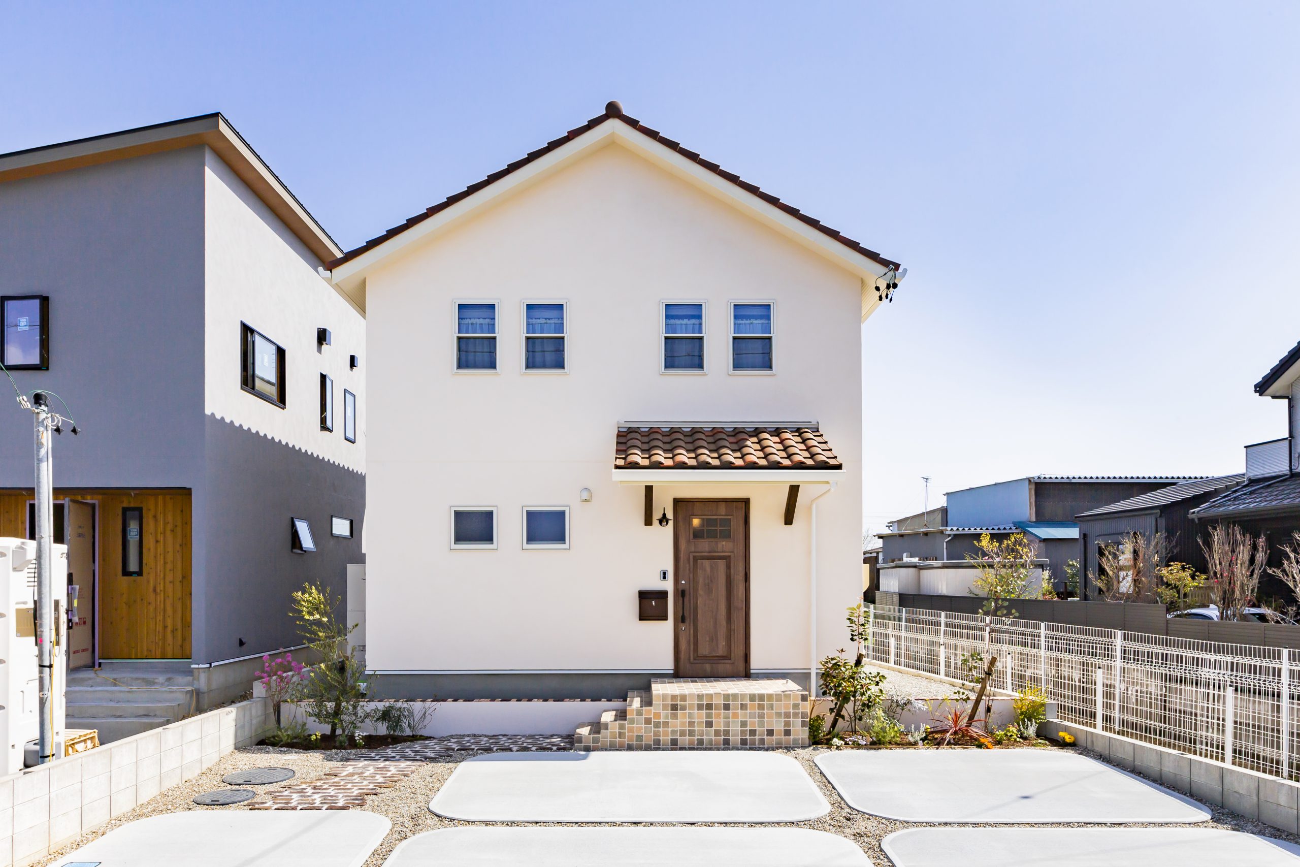 【豊橋市・豊川市の注文住宅】かわいい南欧風の外観デザインをご紹介