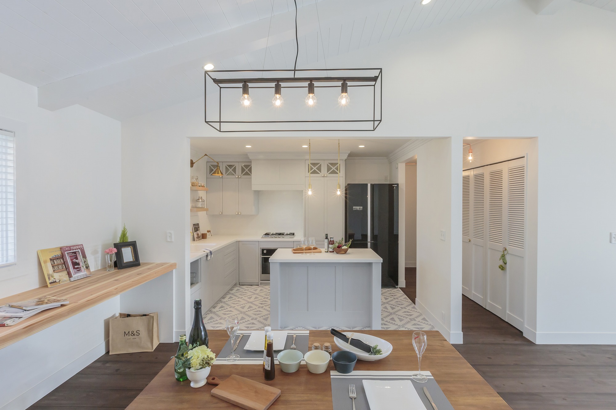 ロータリーのあるアメリカンな平屋